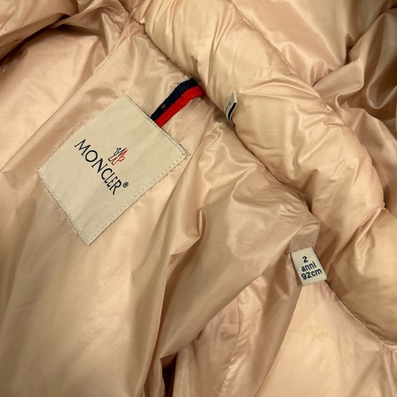 Moncler down jacket (2T) - Picture 2 of 7